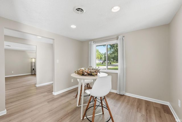 1303 Ludwig Park Drive, Fort Wayne, IN 46825