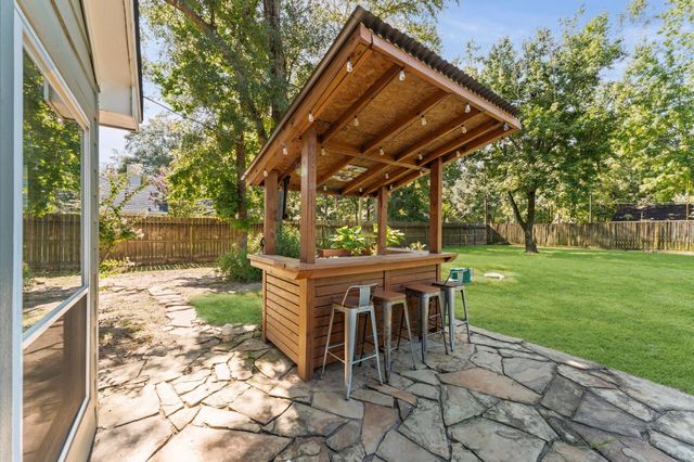 7507 Charred Pine Drive, Magnolia, TX 77354