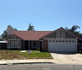 29641 Via Sonroseo, Menifee, CA 92586