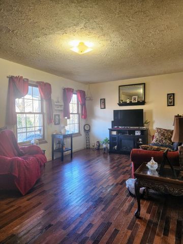 281 Skinner Branch Road, Clay City, KY 40312