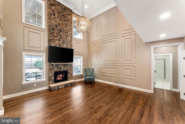 2 CAMELLIA, Feasterville Trevose, PA 19053