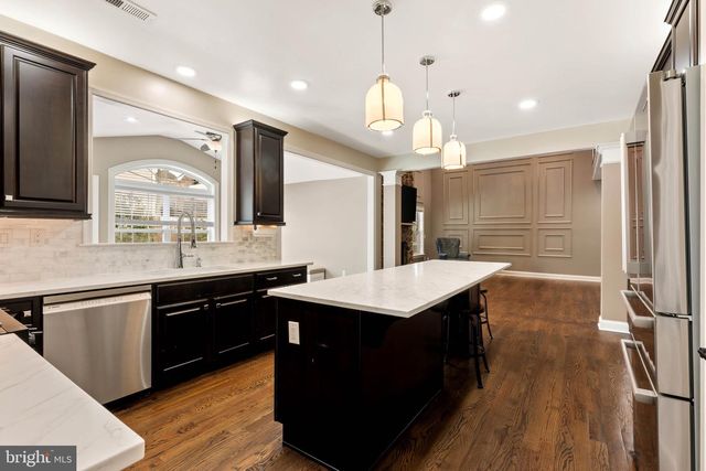 2 CAMELLIA, Feasterville Trevose, PA 19053