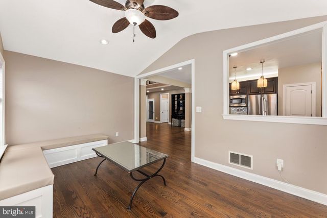 2 CAMELLIA, Feasterville Trevose, PA 19053