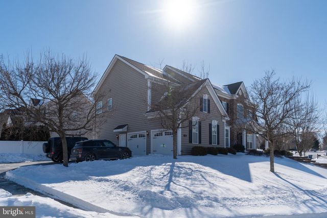 2 CAMELLIA, Feasterville Trevose, PA 19053