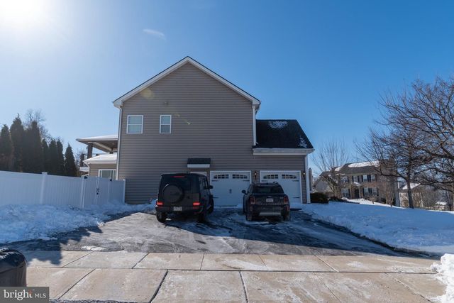 2 CAMELLIA, Feasterville Trevose, PA 19053