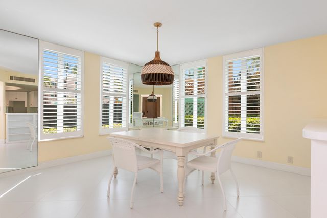 120 SE 5th Avenue Apt 128, Boca Raton, FL 33432