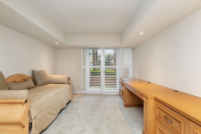 120 SE 5th Avenue Apt 128, Boca Raton, FL 33432