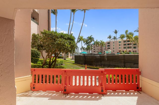 120 SE 5th Avenue Apt 128, Boca Raton, FL 33432