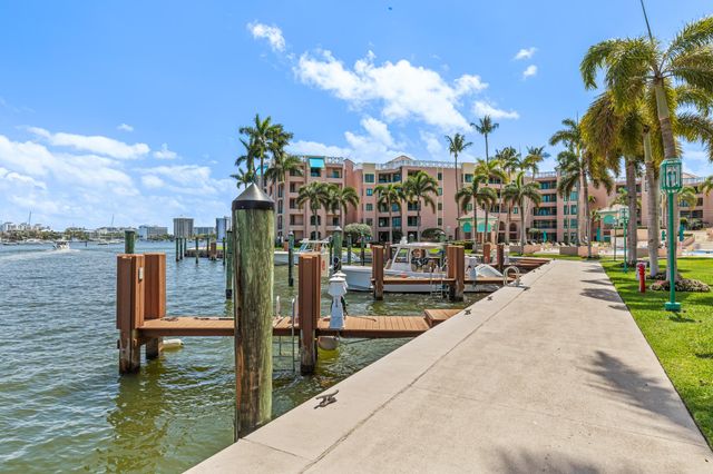 120 SE 5th Avenue Apt 128, Boca Raton, FL 33432