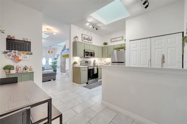1028 UNIVERSAL REST PLACE, Kissimmee, FL 34744
