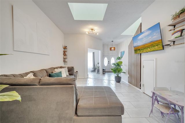 1028 UNIVERSAL REST PLACE, Kissimmee, FL 34744