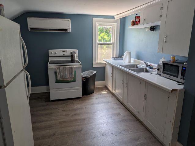 1236 Fulton Avenue, Grand Haven, MI 49417