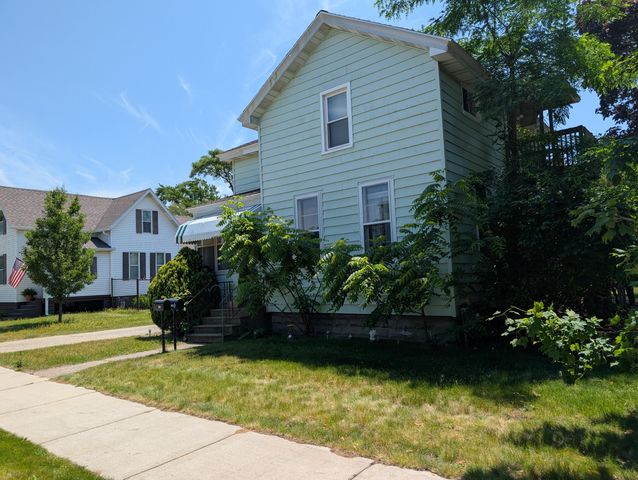 1236 Fulton Avenue, Grand Haven, MI 49417