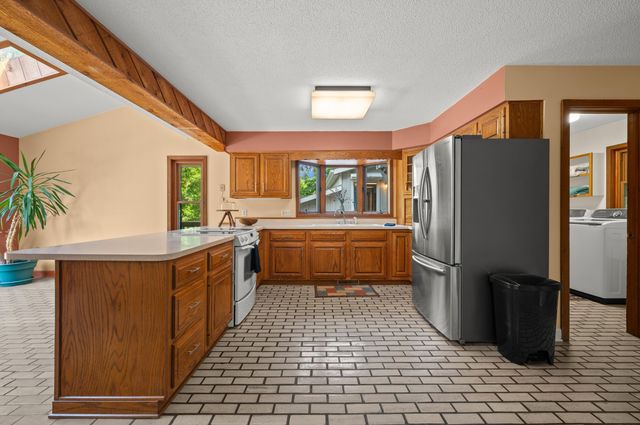 500 Tuttle Road, Baroda, MI 49101