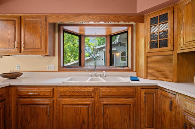 500 Tuttle Road, Baroda, MI 49101