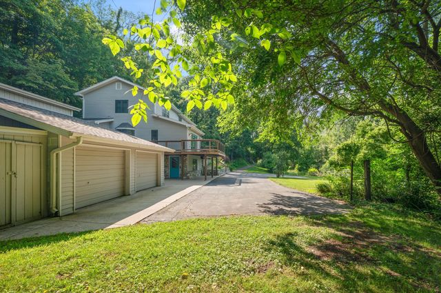 500 Tuttle Road, Baroda, MI 49101