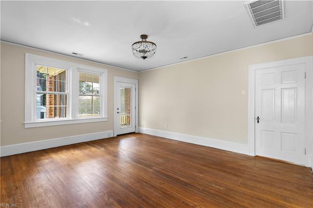 319 S Main ST, Suffolk, VA 23434