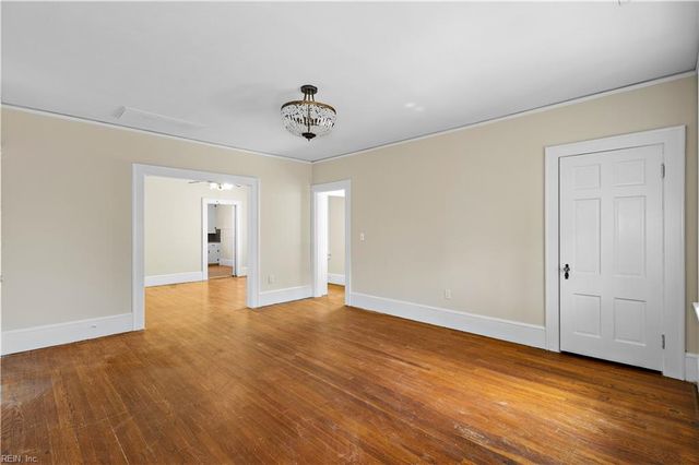 319 S Main ST, Suffolk, VA 23434