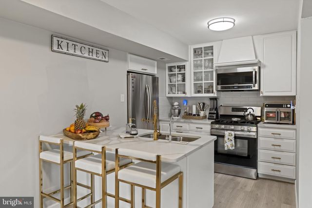 301 WHETHERSFIELD DR, Glassboro, NJ 08028