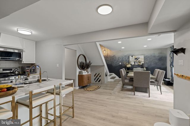 301 WHETHERSFIELD DR, Glassboro, NJ 08028