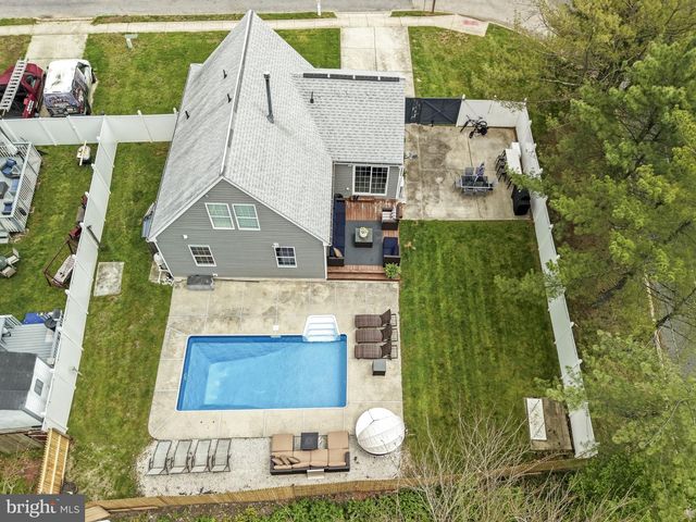 301 WHETHERSFIELD DR, Glassboro, NJ 08028