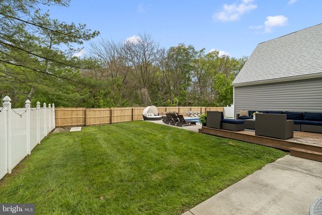 301 WHETHERSFIELD DR, Glassboro, NJ 08028