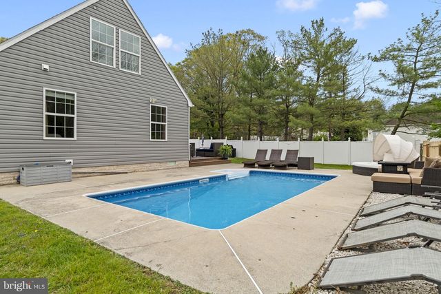 301 WHETHERSFIELD DR, Glassboro, NJ 08028