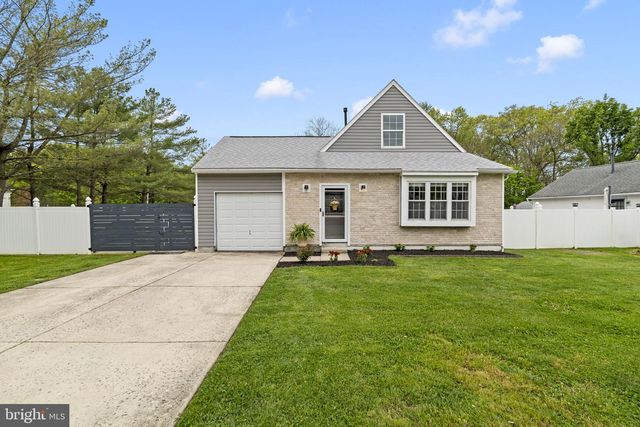 301 WHETHERSFIELD DR, Glassboro, NJ 08028