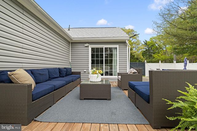 301 WHETHERSFIELD DR, Glassboro, NJ 08028