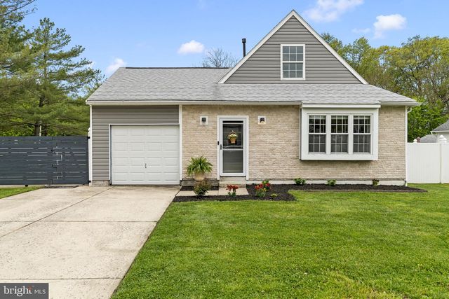 301 WHETHERSFIELD DR, Glassboro, NJ 08028