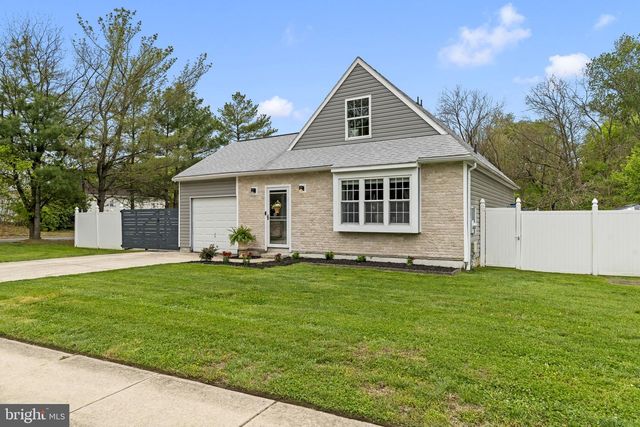 301 WHETHERSFIELD DR, Glassboro, NJ 08028