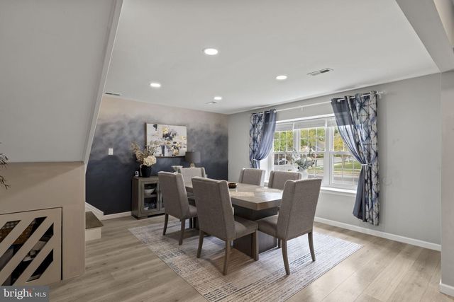 301 WHETHERSFIELD DR, Glassboro, NJ 08028