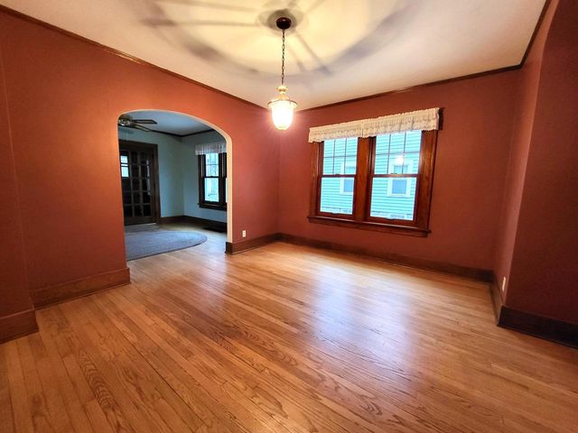 250 Frederick STREET, Waukesha, WI 53186