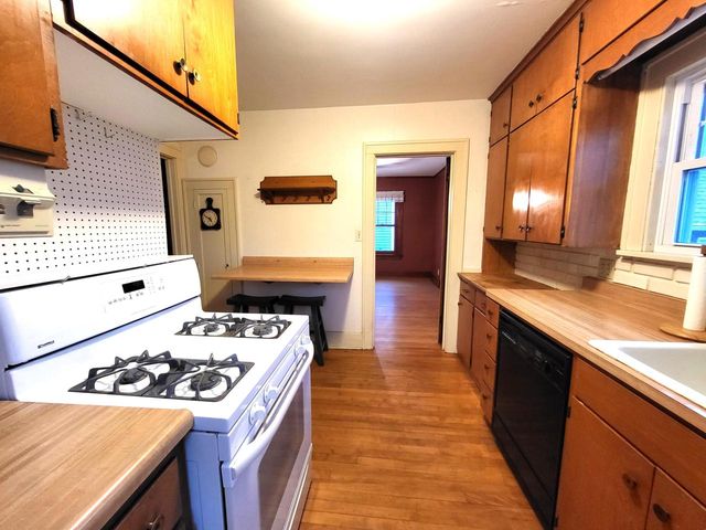 250 Frederick STREET, Waukesha, WI 53186