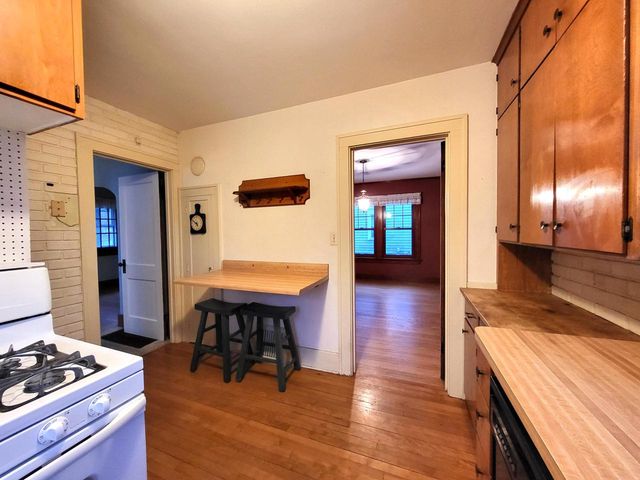 250 Frederick STREET, Waukesha, WI 53186