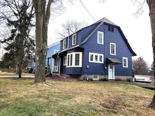 250 Frederick STREET, Waukesha, WI 53186