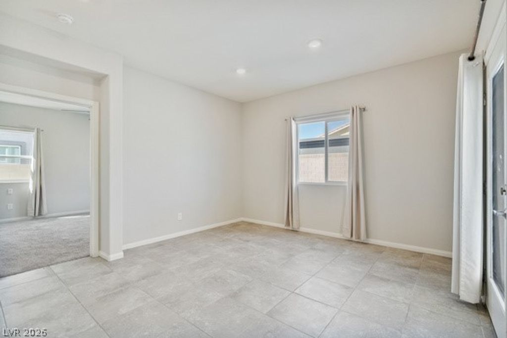 7915 Pearly Court, North Las Vegas, NV 89084 — photo 5