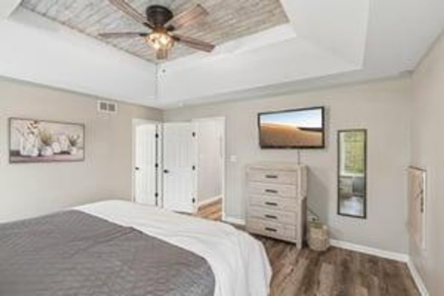 8445 Jennifer Court, St. John, IN 46373