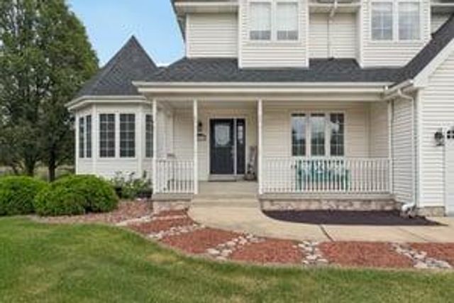 8445 Jennifer Court, St. John, IN 46373