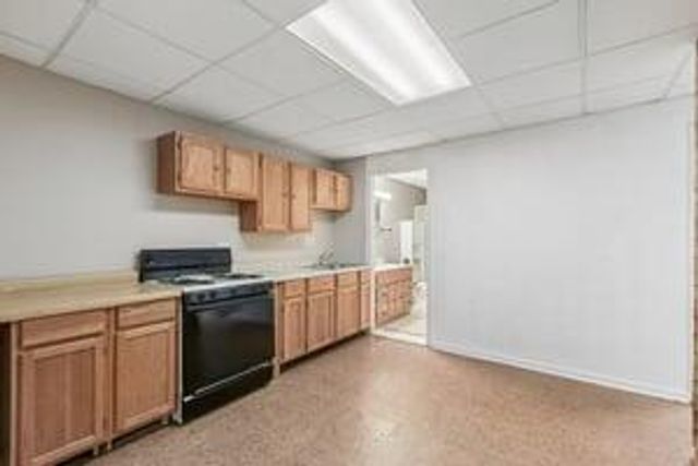 8445 Jennifer Court, St. John, IN 46373