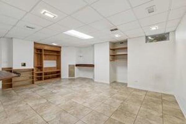 8445 Jennifer Court, St. John, IN 46373