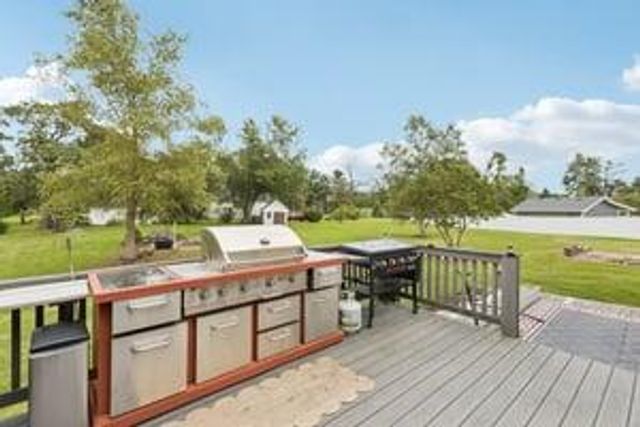 8445 Jennifer Court, St. John, IN 46373