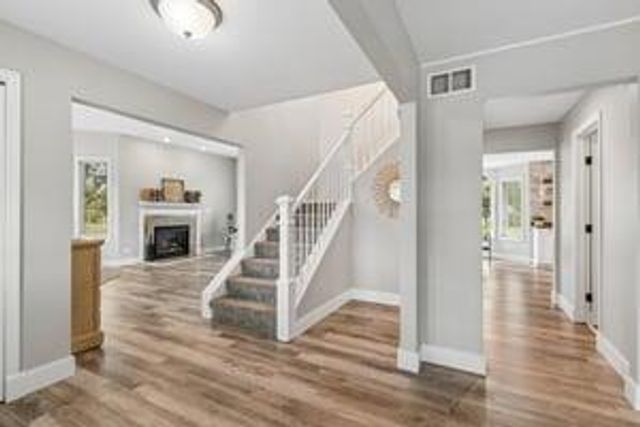 8445 Jennifer Court, St. John, IN 46373