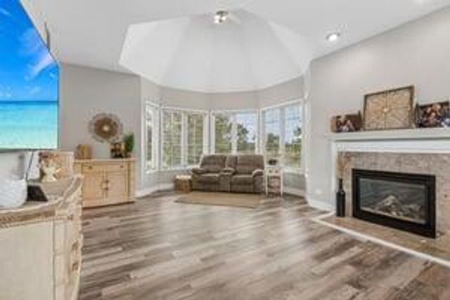 8445 Jennifer Court, St. John, IN 46373