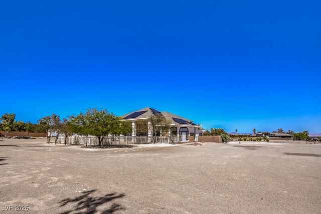 7025 North Eula Street, Las Vegas, NV 89149