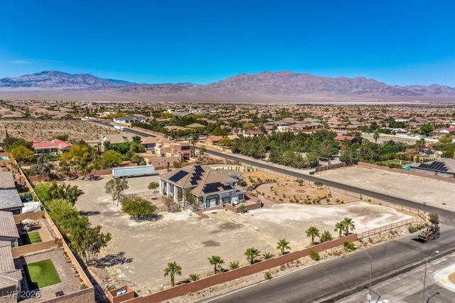 7025 North Eula Street, Las Vegas, NV 89149