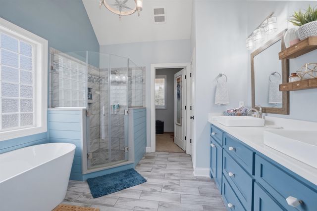 822 Tapestry Court, Boiling Springs, SC 29316