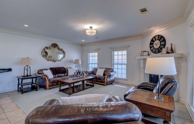 128 Mountain Valley Dr., Maumelle, AR 72113