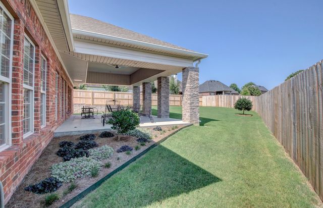 128 Mountain Valley Dr., Maumelle, AR 72113