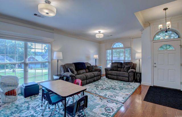 128 Mountain Valley Dr., Maumelle, AR 72113